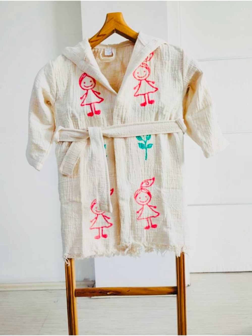 Hand-painted Organic Cotton kids’ Bathrobe, 7/8